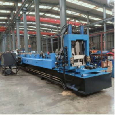 Máy tạo hình cuộn hoàn toàn tự động và bán tự động: Cái nào tốt hơn cho nhà máy của bạn?